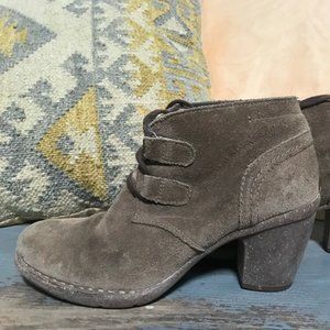 Suede Booties Clarks 7